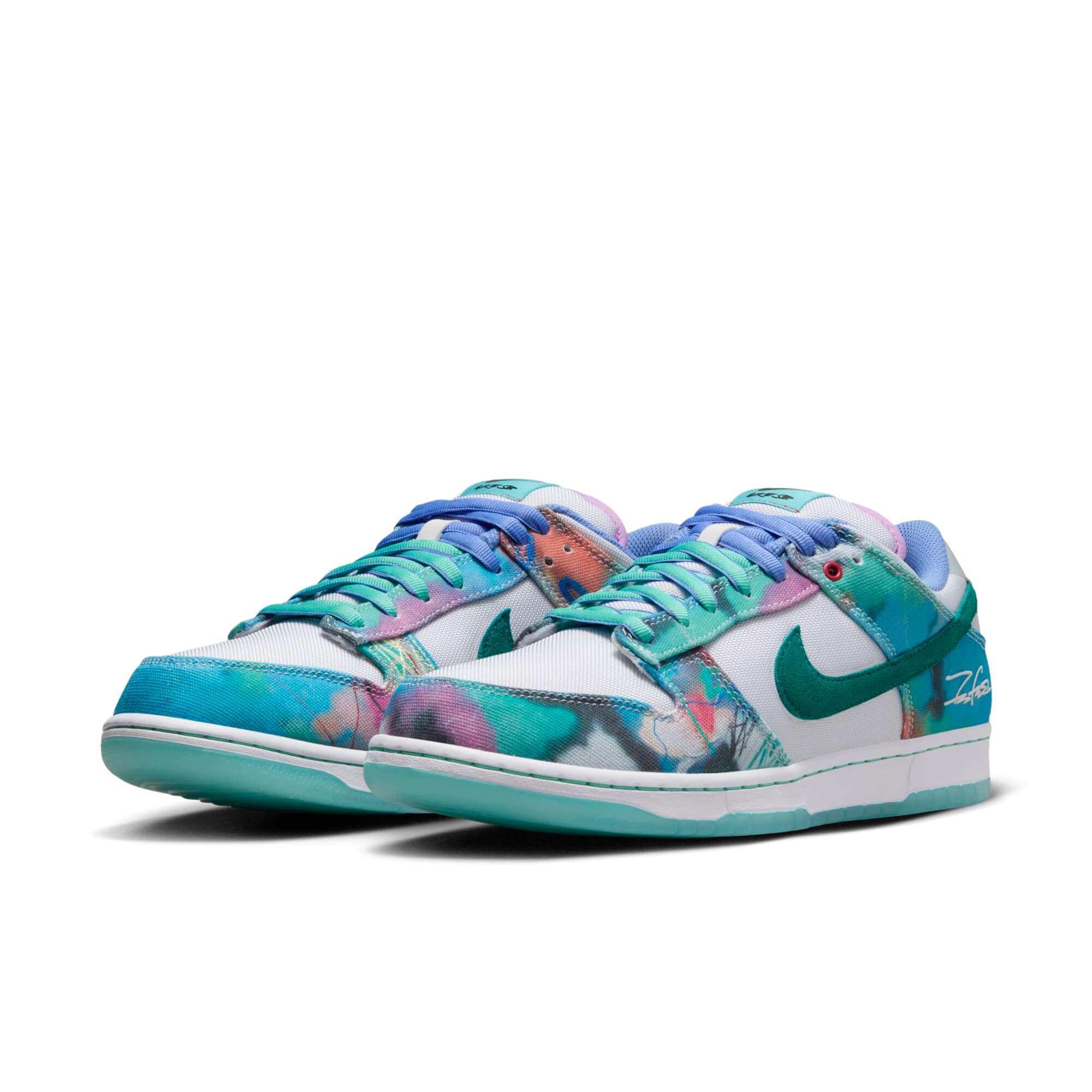nike sb dunk low aqua