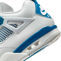 Air Jordan 4 “Azul militar”