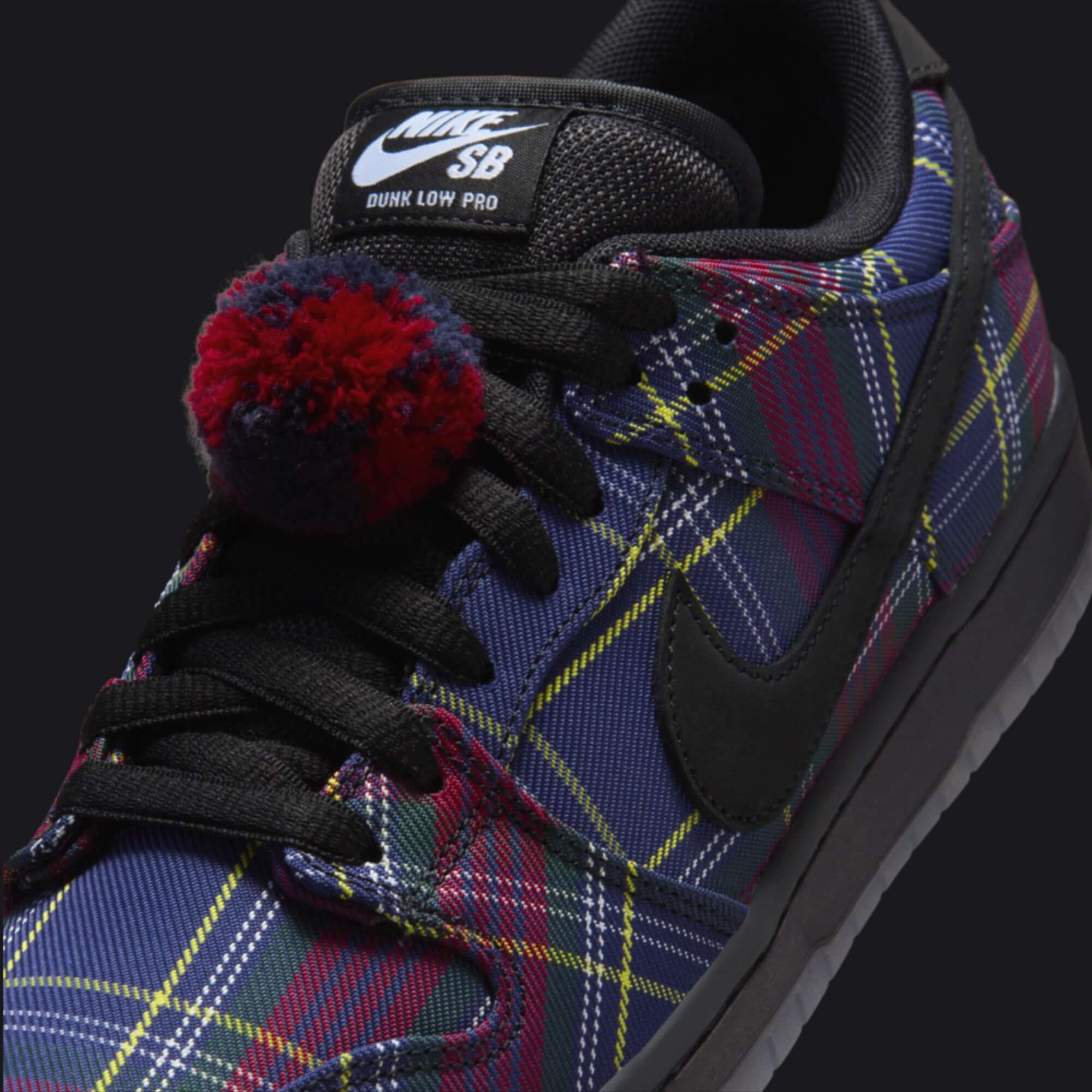 nike sb dunk low plaid