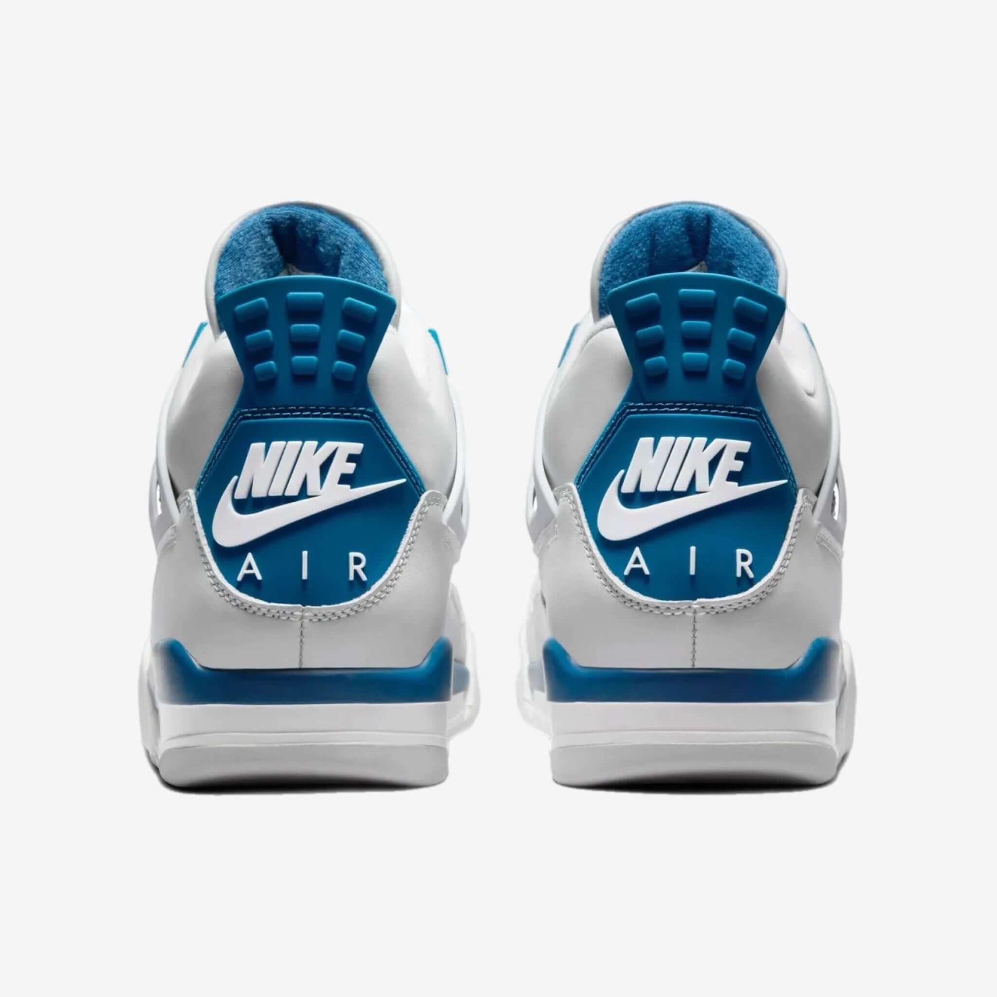 Air Jordan 4 “Azul militar”