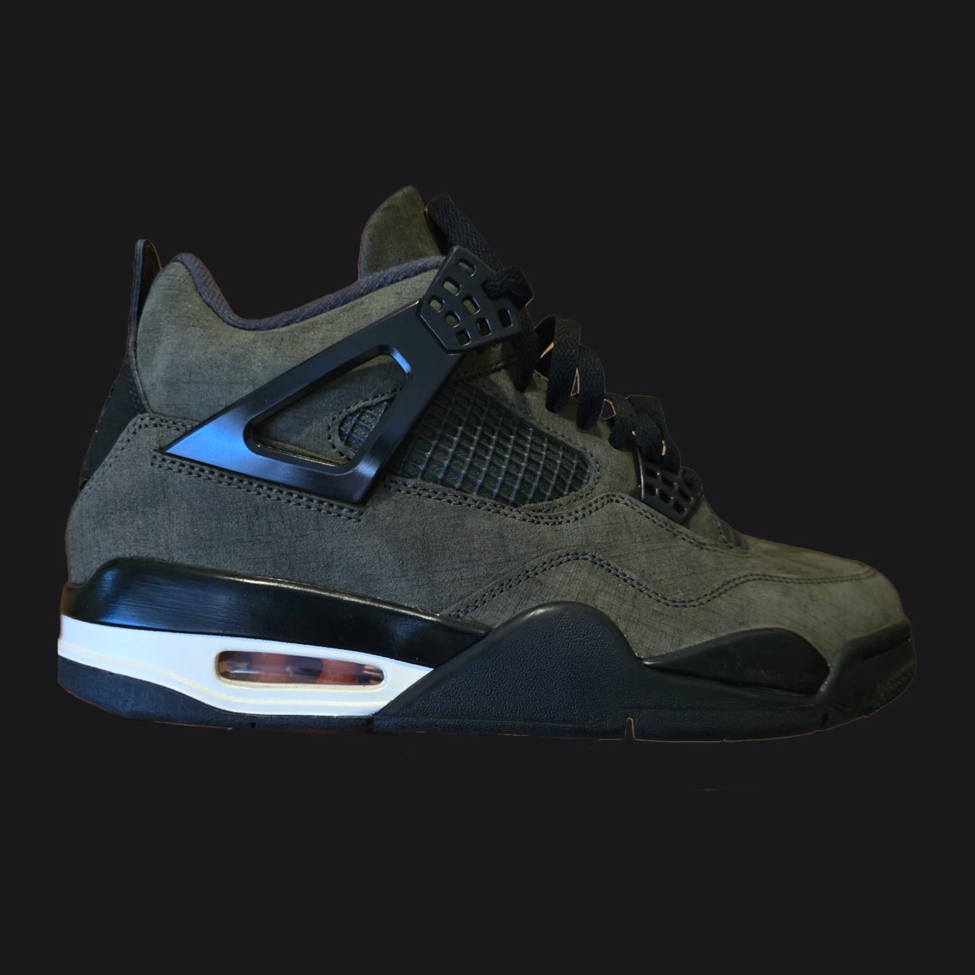 Undefeated x Air Jordan 4 Retro SP (F&F)