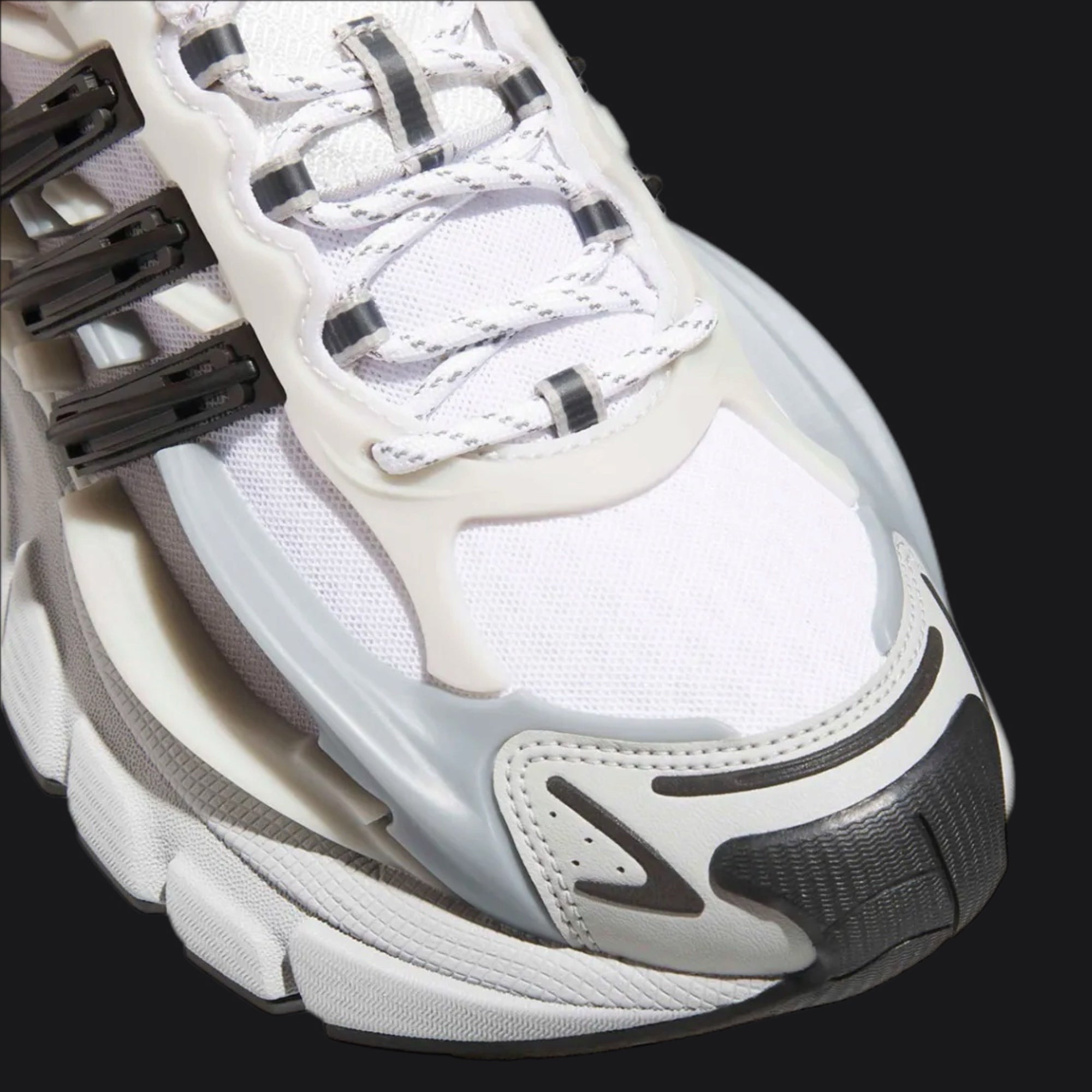 Pharrell Williams x Adidas Adistar Jellyfish "Solid Grey"