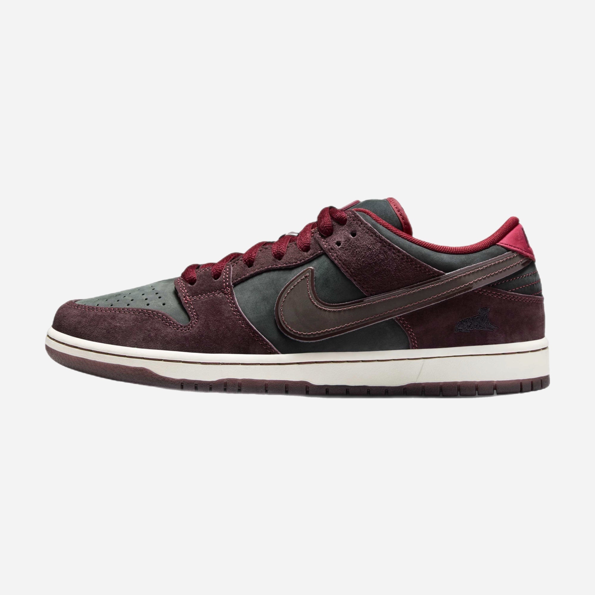 Riot SkateShop x Nike SB Dunk Low